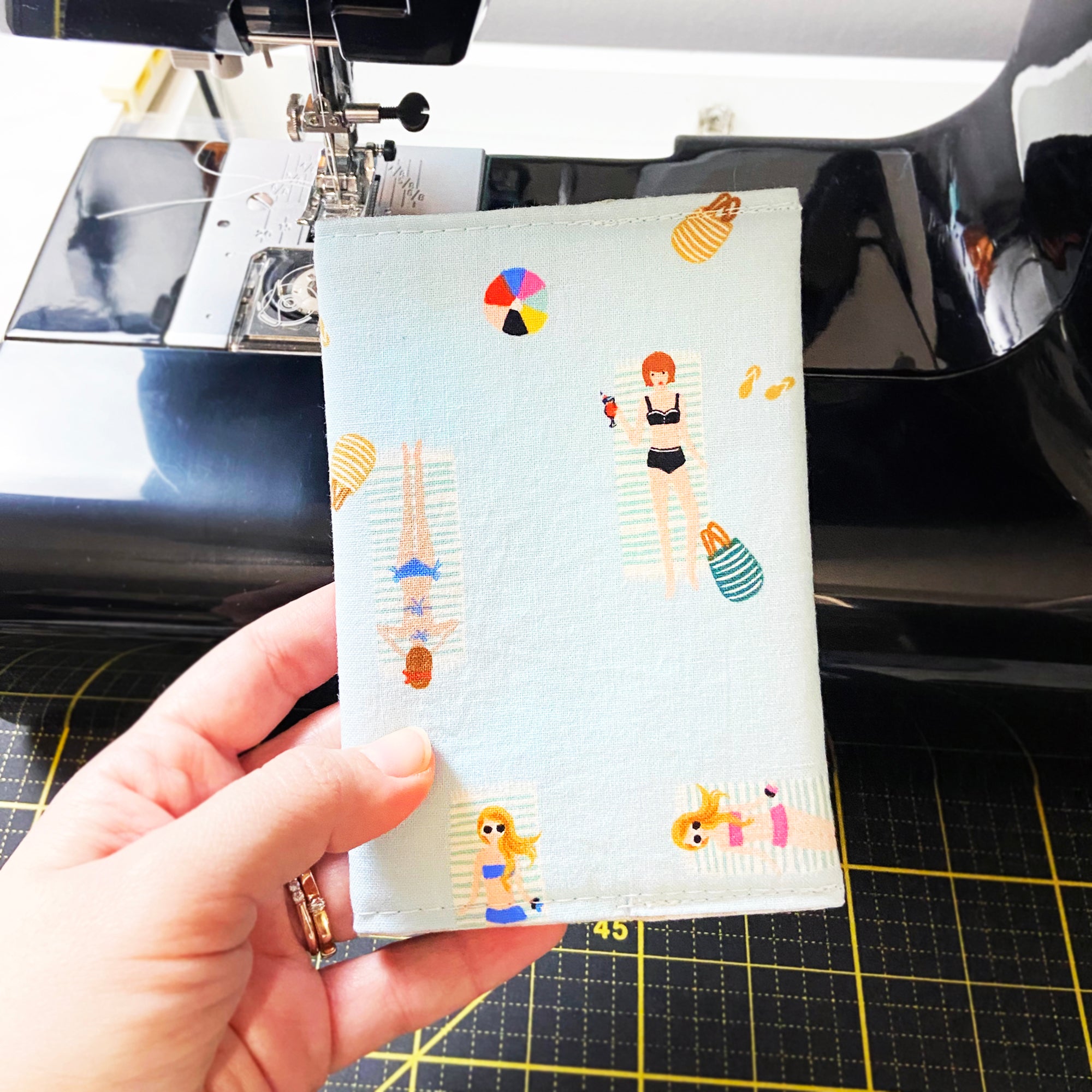 Rifle Paper Co. Amalfi Passport Cover