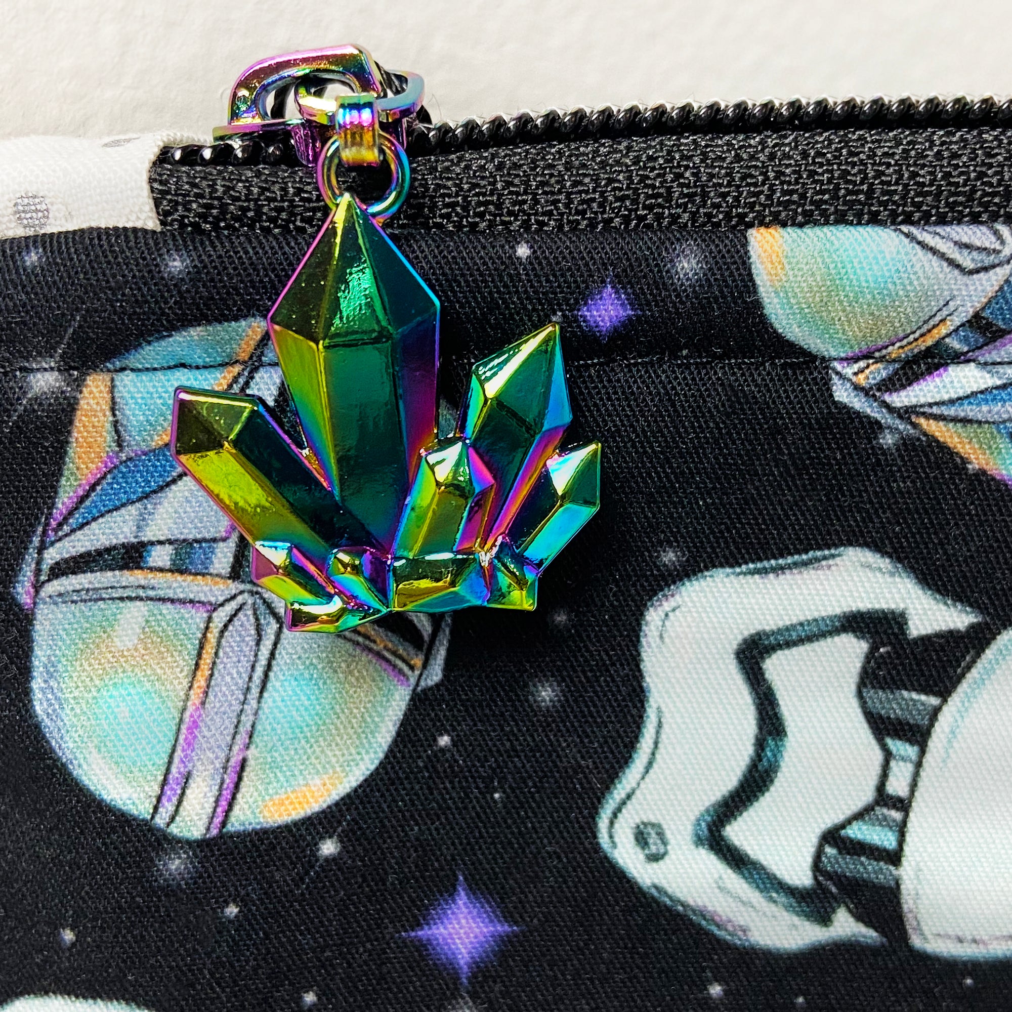 SPECIAL EDITION "The Force" Mando/Trooper Zippered Carry-All Pouch (Medium)